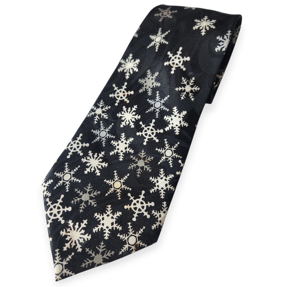 Steven Harris Handmade Holiday Snowflake Black/White/Gray Tie